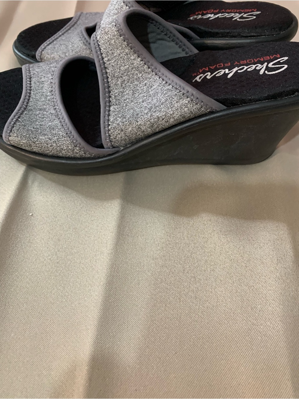 Skechers Women's Gray Dual-Strap Memory Foam Slide Sandals 111/4 - Picture 4 of 7